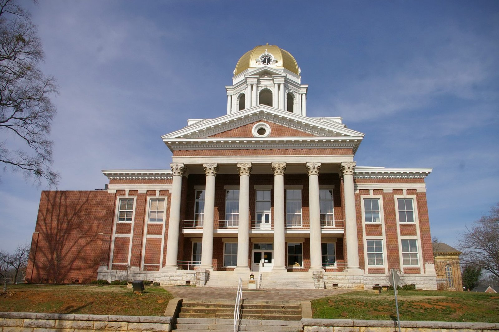The 1902 Bartow County Courthouse with its domed clock tower